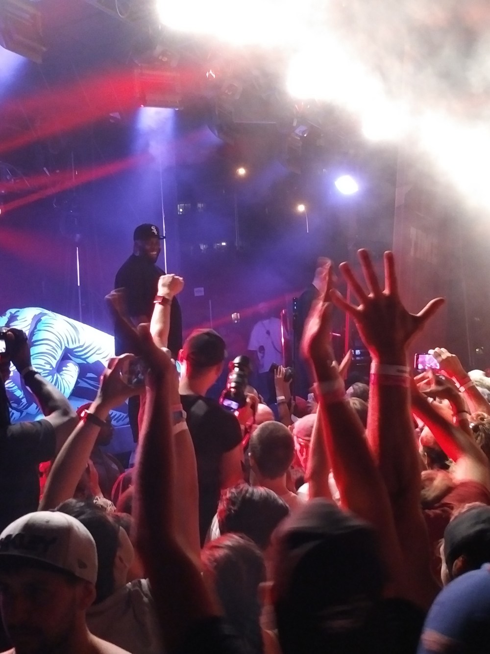 IMG_20160806_2203239